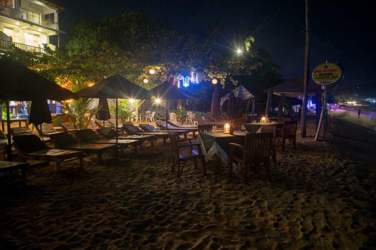 Wave Beach Resort Unawatuna Exteriér fotografie